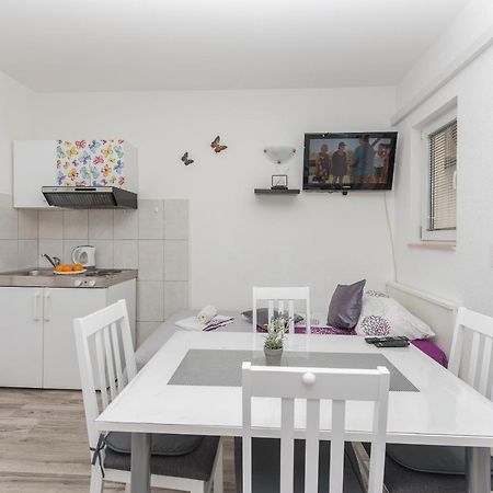 Apartmani Franko Baska Voda Exterior photo