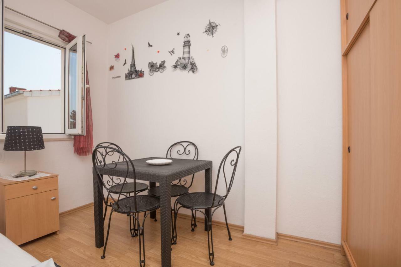 Apartmani Franko Baska Voda Exterior photo