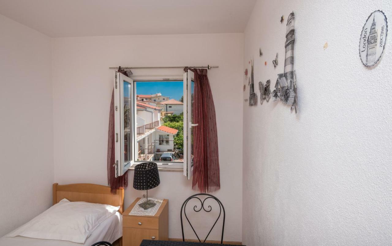 Apartmani Franko Baska Voda Exterior photo